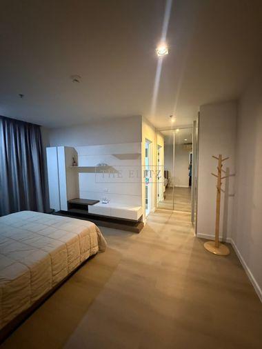 รูป ✨ บาลานซ์ชีวิตการทำงานและการพักผ่อนได้อย่างลงตัวที่ The Room Sathorn-Taksin ความสะดวกสบายที่มาพร้อมความสงบส่วนตัว - รูปที่ 8/17