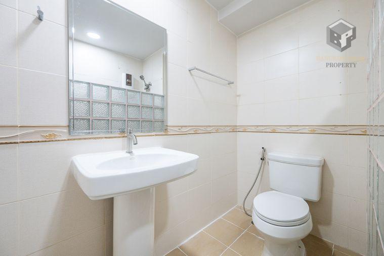 picture The Waterford Royal Suites | π Near BTS Phrom Phong - 18/30