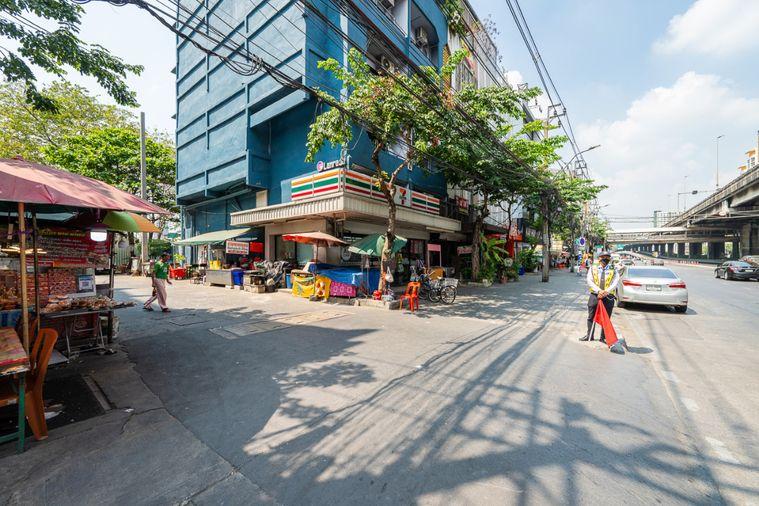picture Rattanakosin Island | 📍 Near Chaeng Watthana Road - 45/47