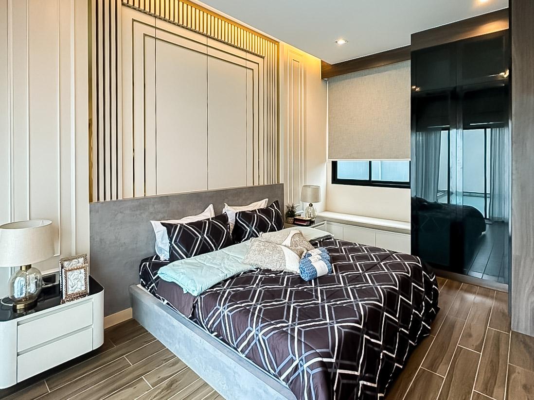 picture Single Story Luxury House for Sale in North Pattaya - 10/17