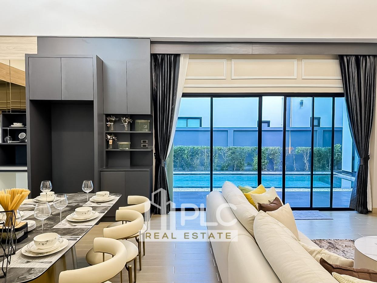 picture Single Story Luxury House for Sale in North Pattaya - 5/17