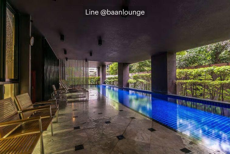 picture Corner unit, top floor, view of Wat Thong Thong at Noble Reveal 70 sq.m. - 17/19
