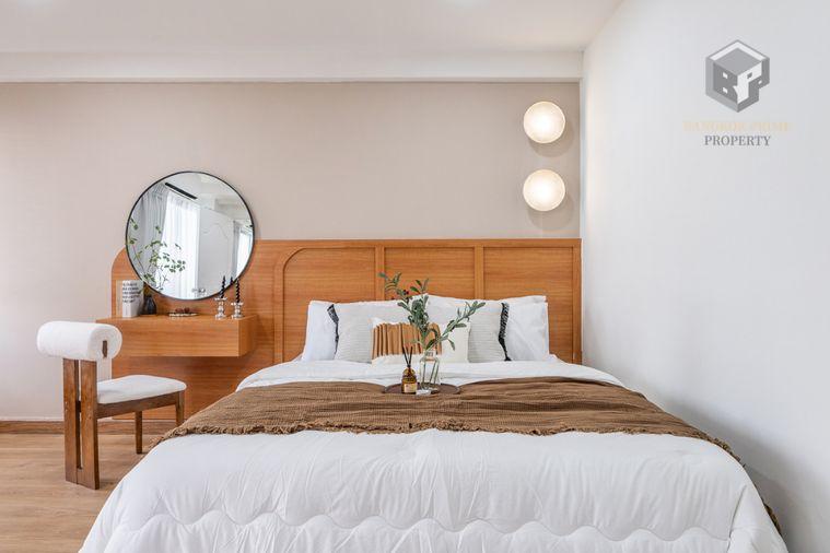 picture The Waterford Royal Suites | π Near BTS Phrom Phong - 12/30
