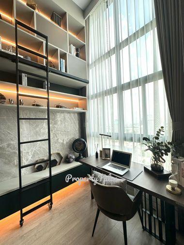 picture  Ideo rama9 asoke, hybrid room, 2 floors, special clear ceiling. - 7/7