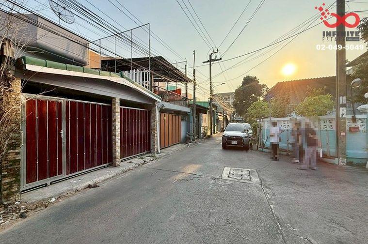 รูป ขายทาวน์เฮาส์ 2ชั้น ซอยบางบอน 1/11 รีโนเวทใหม่ 27 ตร.วา - รูปที่ 2/11