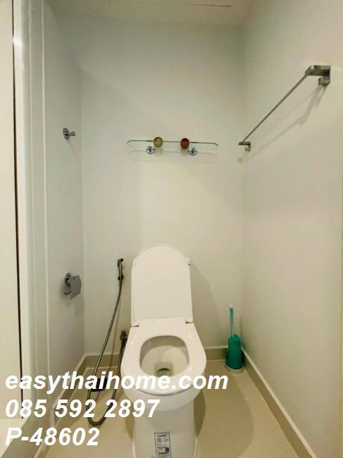 รูป P-48602 — คอนโดแบรนด์หรูชั้นสูงทำเลเด่น! The Room Sathorn-Taksin ใกล้ BTS โพธิ์นิมิตร เฟอร์เครื่องใช้ไฟฟ้าครบ ราคา 18,000 บาท  - รูปที่ 21/23