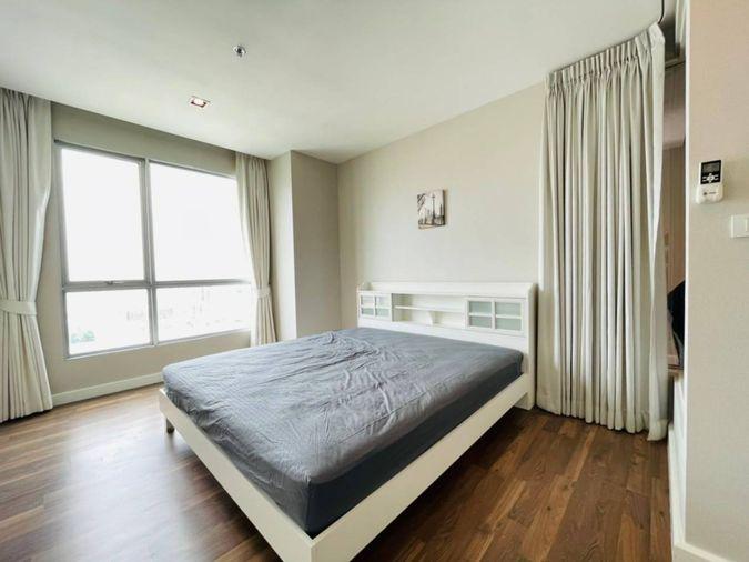 รูป P-48602 — คอนโดแบรนด์หรูชั้นสูงทำเลเด่น! The Room Sathorn-Taksin ใกล้ BTS โพธิ์นิมิตร เฟอร์เครื่องใช้ไฟฟ้าครบ ราคา 18,000 บาท  - รูปที่ 1/23