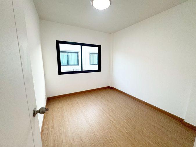 picture 🏡 Newly Renovated 2-Storey Townhouse – Ready to Move In 📍 Don Mueang – Therd Ratchan Area - 6/11