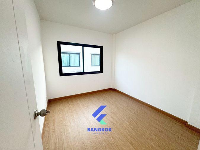 picture 🏡 Newly Renovated 2-Storey Townhouse – Ready to Move In 📍 Don Mueang – Therd Ratchan Area - 6/11