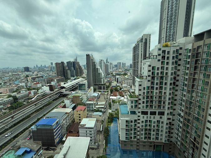 รูป ขาย Teal Sathorn-Taksin ห้องสวย ราคาดีสุดๆ ตกแต่งพร้อมเข้าอยู่ ชั้นสูง วิวเมือง 🔥 DS3127 | Line @dstay - รูปที่ 18/19
