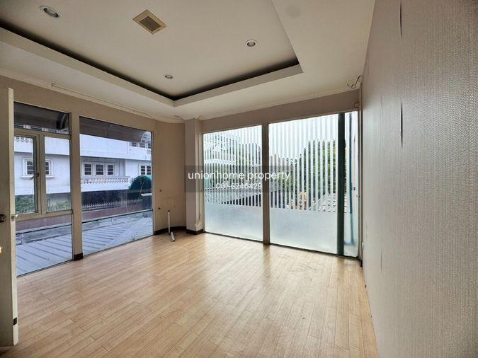 รูป ให้เช่าพื้นที่สุดคุ้ม ซอยทองหล่อ 13 (สุขุมวิท55) ทำเลดีใกล้แหล่งธุรกิจ (N.1806) - รูปที่ 4/20