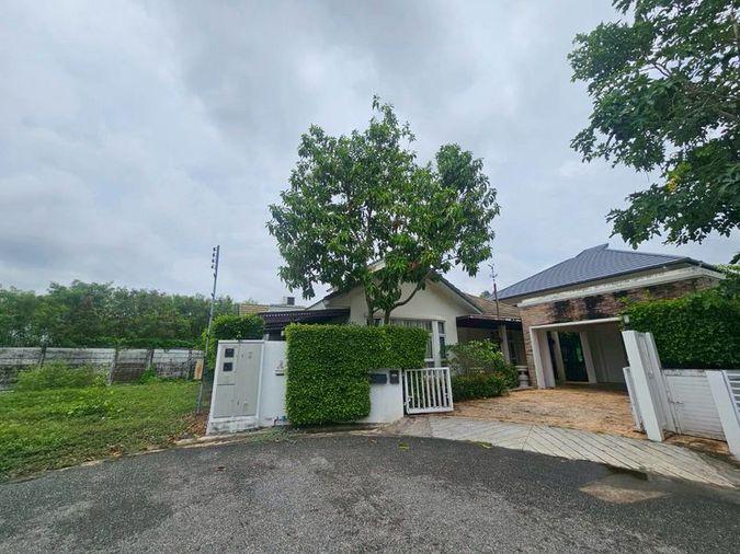 รูป บ้านเดี่ยวสวย โครงการบางแสนมหานคร ใกล้บางแสน เดินทางสะดวก - รูปที่ 1/18