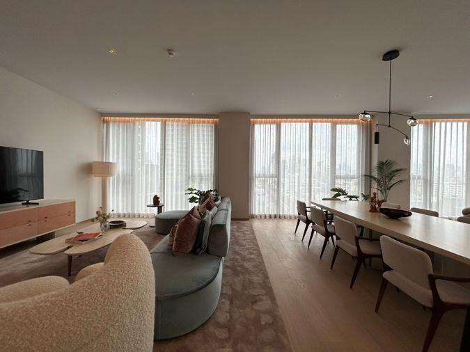 picture Scope Private morning lounge designed for intimate family relaxation. - 3/8