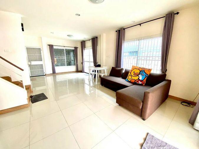 รูป บ้านแฝดสวย ศรีราชา หมู่บ้านพาโนวิว ใกล้นิคม เดินทางสะดวก - รูปที่ 2/19