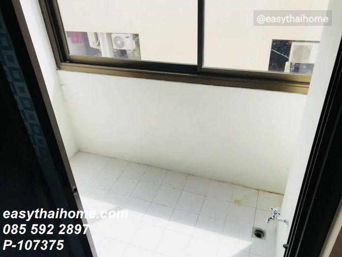 picture P-107375 — For Sale with Tenant: Ratchada City Condo Ratchada Near MRT Sutthisan. 9th Floor, Studio Unit 1 Bathroom. 085-592-2897 Line: @easythaihome - 2/5
