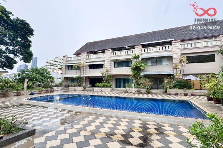 รูป ให้เช่าทาวน์โฮม 4 ชั้น 6 นอน 29 ตร.ว. บ้านสวนเกษมสุวรรณ สุขุมวิท 50 ใกล้ BTS อ่อนนุช - รูปที่ 1/14