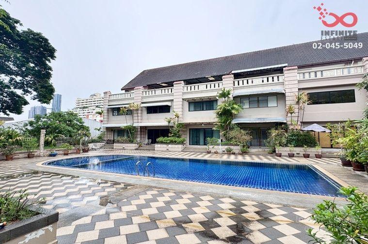 รูป ให้เช่าทาวน์โฮม 4 ชั้น 6 นอน 29 ตร.ว. บ้านสวนเกษมสุวรรณ สุขุมวิท 50 ใกล้ BTS อ่อนนุช - รูปที่ 1/14