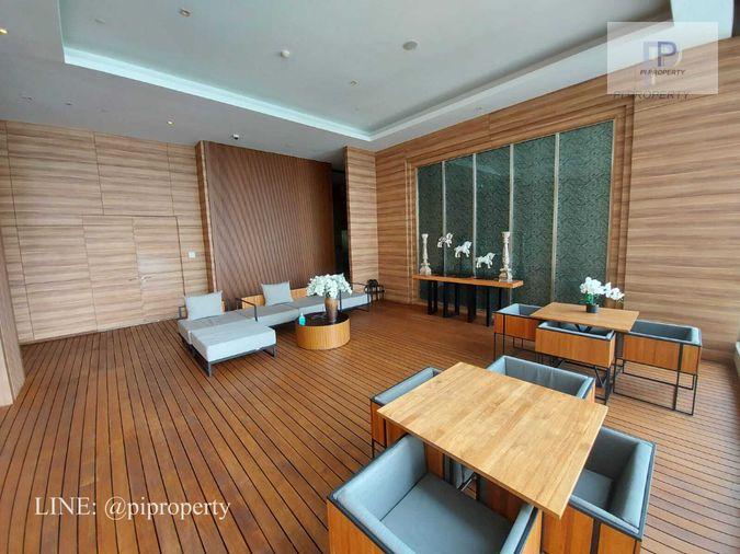 รูป ห้องชุด 1 ห้องนอน ชั้นสูง พร้อมเข้าอยู่ได้ทันที ใน Esse Asoke สไตล์การอยู่อาศัยแบบอโศก และห้องหันหน้าไปทางทิศเหนือ อากาศเย็นสบาย - รูปที่ 25/32