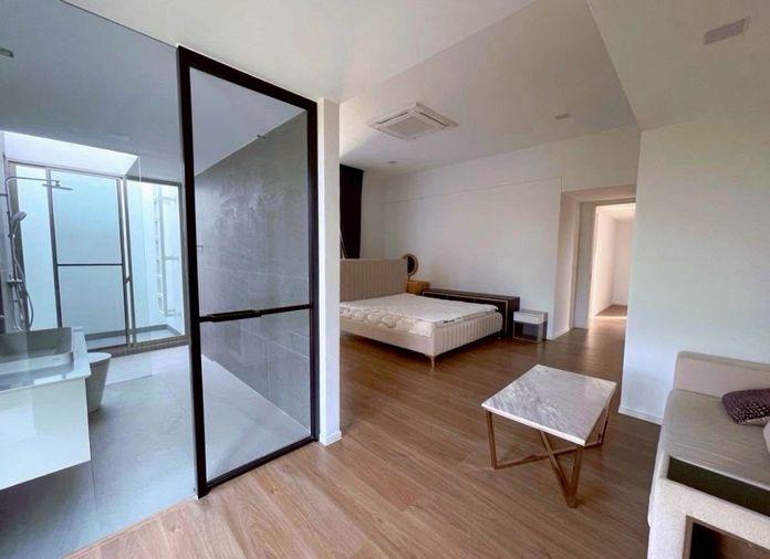 รูป ME2500125 ให้เช่าบ้านหรู 3 ชั้น วิวสนามกอล์ฟ VIVE พระราม 9 - รูปที่ 10/18