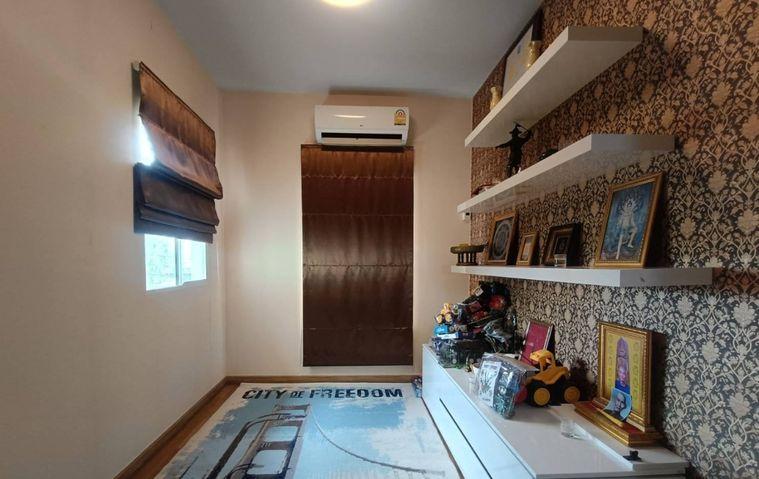 รูป ✅ ขายบ้านเดี่ยวหลังใหญ่ ทำเลเฉลิมพระเกียรติ ร.9 ใกล้แอร์พอร์ตลิงก์ ทางด่วนมอเตอร์เวย์  ✅  Passorn Prestige Onnut - ภัสสร เพรสทีจ อ่อนนุช - รูปที่ 13/16