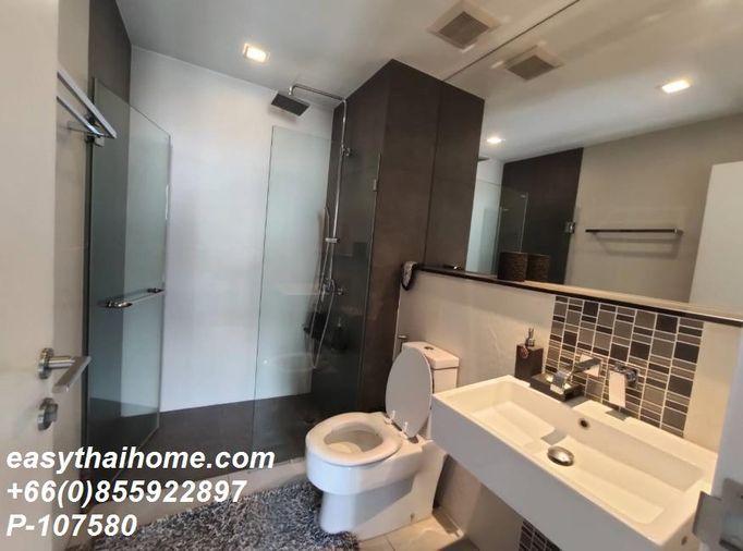 รูป P-107580 | Urbano Absolute Sathon-Taksin  ขายคอนโดพร้อมผู้เช่า ชั้นสูง วิวเมือง ใกล้ ICONSIAM และ BTS วงเวียนใหญ่! Line ID: @easythaihome  - รูปที่ 6/10