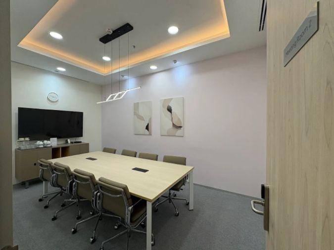picture Office for rent at Pearl Tower Phaya Thai, fully equipped with office facilities in a modern building, conveniently located near BTS Ari. - 15/18