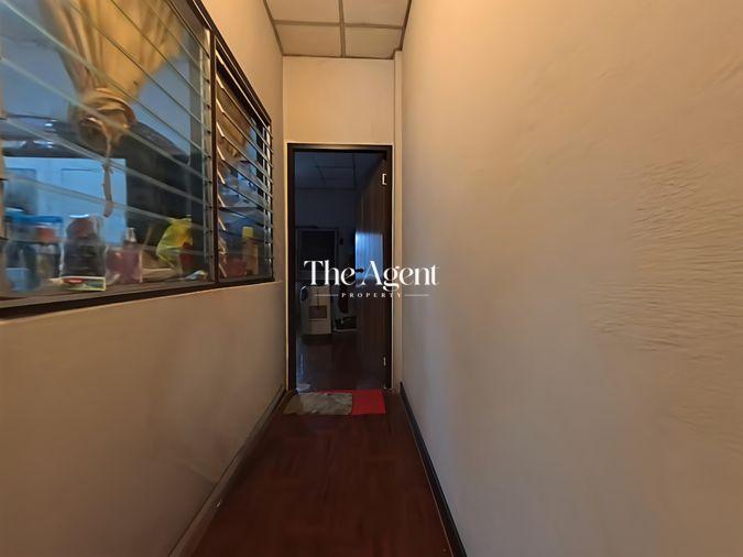 รูป ขายทาวน์เฮ้าส์ เลิศอุบล พระยาสุเรนทร์ 44 เนื้อที่ 16 ตร.ว. 2 ชั้น 3 นอน 2 น้ำ 2 จอด ต่อเติมครัว ทำเลรามอินทรา–คู้บอน ใกล้แฟชั่นฯ - รูปที่ 17/31
