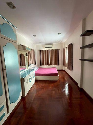 รูป [ขาย] บ้านเดี่ยว 2 ชั้น หมู่บ้านมณีรินทร์  สภาพดี พร้อมเข้าอยู่! - รูปที่ 6/35