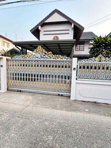 รูป ✅ ขายบ้านเดี่ยว  ใกล้ตลาดหนามแดง และ MRT ศรีเทพ  ✅  Single House Theparak - บ้านเดี่ยวซอยเทพารักษ์ 70 - รูปที่ 1/16