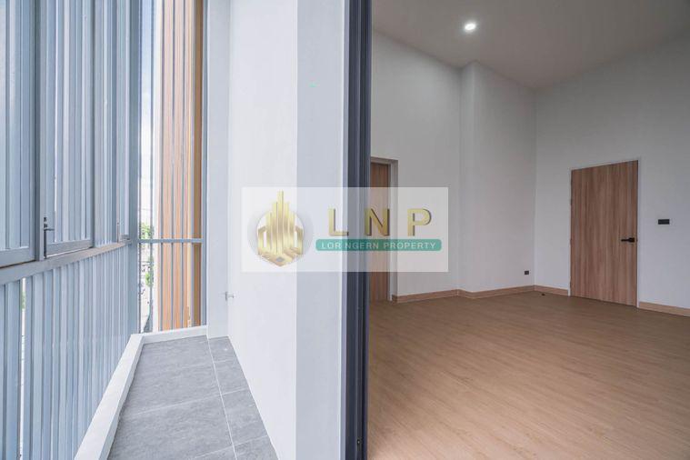 รูป 🏠 ขายบ้าน : Preecha Beyond Ramkhamhaeng - Krungthepkreetha (ปรีชา บียอนด์ รามคำแหง - กรุงเทพกรีฑา) รหัสทรัพย์ | 📌LNP-H1039 - รูปที่ 13/42