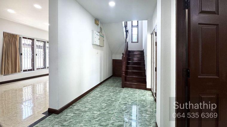 รูป ให้เช่าบ้านเดี่ยว 2 ชั้น หมู่บ้านเคหะนคร 3 พัฒนาการ 50 รีโนเวทใหม่ เลี้ยงสัตว์ได้ (Rt-01) - รูปที่ 13/19