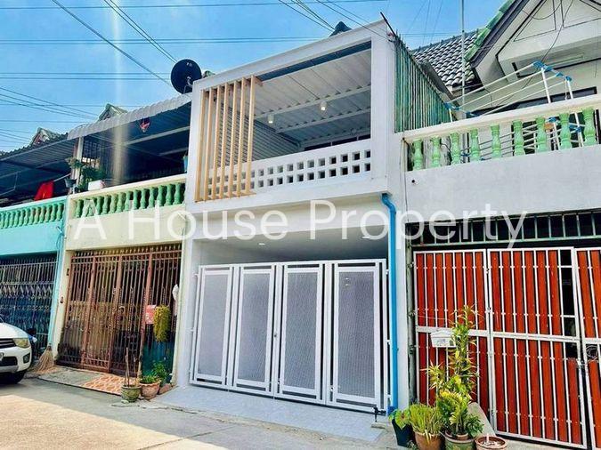 รูป ขายทาวน์เฮ้าส์ 2 ชั้น หมู่บ้านอีสเทิร์นแลนด์ซิตี้ นาป่า ชลบุรี - รูปที่ 1/8