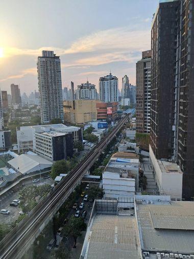 รูป คอนโดให้เช่า : เดอะ รูม สุขุมวิท 69(( บีทีเอส พระโขนง  )) MK-02  line @livingbkk - รูปที่ 8/8
