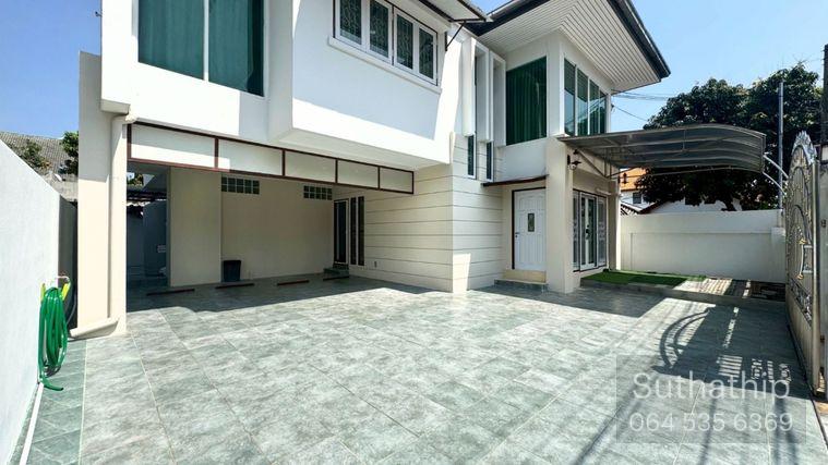 รูป ให้เช่าบ้านเดี่ยว 2 ชั้น หมู่บ้านเคหะนคร 3 พัฒนาการ 50 รีโนเวทใหม่ เลี้ยงสัตว์ได้ (Rt-01) - รูปที่ 2/19