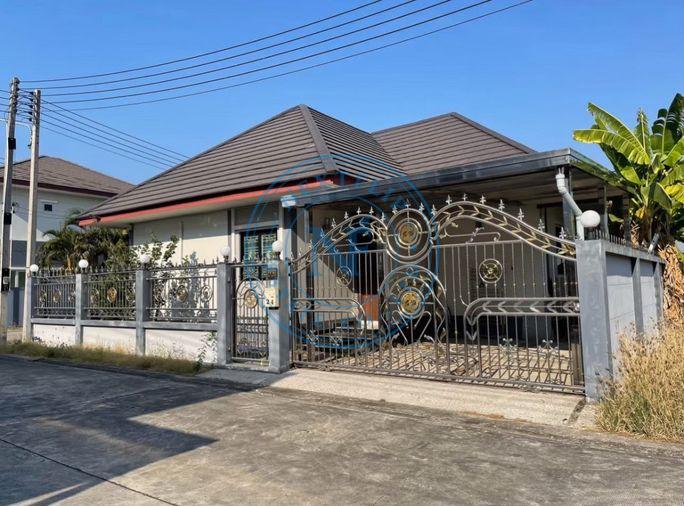 รูป 🏡 บ้านเดี่ยวชั้นเดียว พร้อมอยู่ ในเมืองฉะเชิงเทรา ✨ 📍 หมู่บ้าน Baan Kotobuki (บ้านโคโตบูกิ) - รูปที่ 1/8