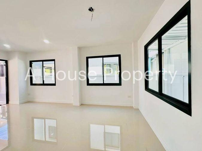 รูป บ้านเดี่ยวสวย ทำเลดี หนองมน ใกล้บางแสน เดอะ เพอร์เฟค ฮิลล์ - รูปที่ 10/18