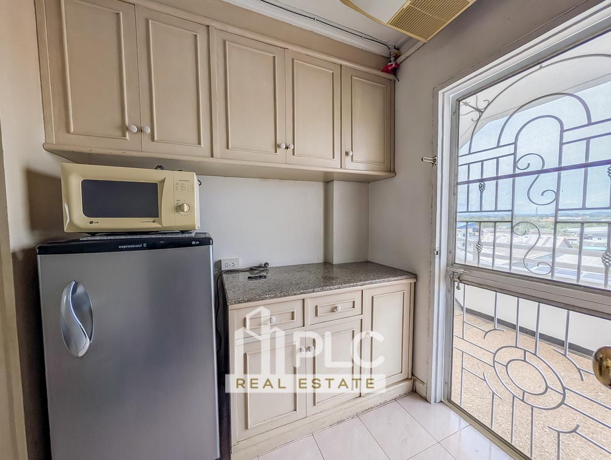 picture Somphong Condotel Studio for Sale Connecting Unit Na Jomtien - 3/9