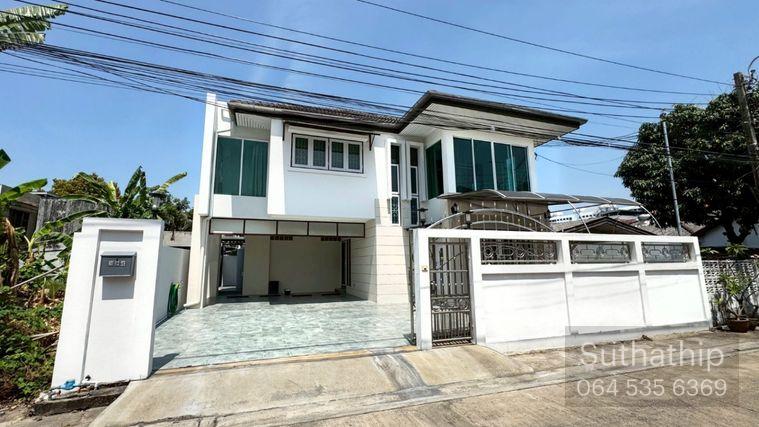 รูป ให้เช่าบ้านเดี่ยว 2 ชั้น หมู่บ้านเคหะนคร 3 พัฒนาการ 50 รีโนเวทใหม่ เลี้ยงสัตว์ได้ (Rt-01) - รูปที่ 1/19