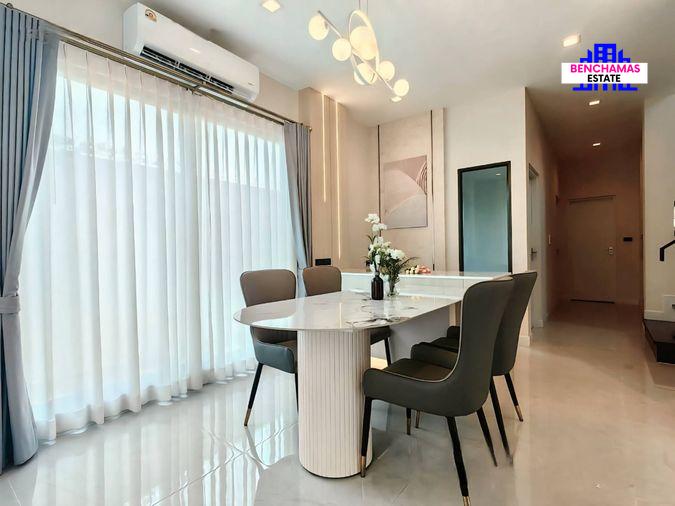 รูป 🔥ขาย บ้านเดี่ยวหรูบางกอก บูเลอวาร์ด บางนา-กม.5 Bangkok Boulevard Bangna-KM5 ใกล้ BTS บางนา - รูปที่ 13/18
