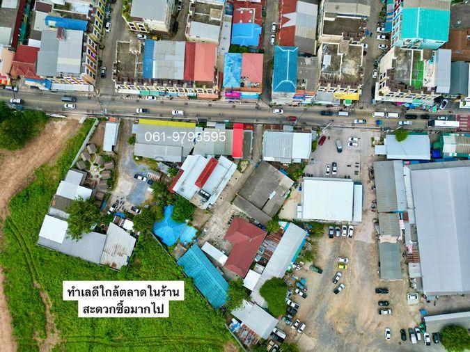 picture Land for sale in Na Kluea, Soi Pothisarn. Beautiful plot with existing structures. - 2/5