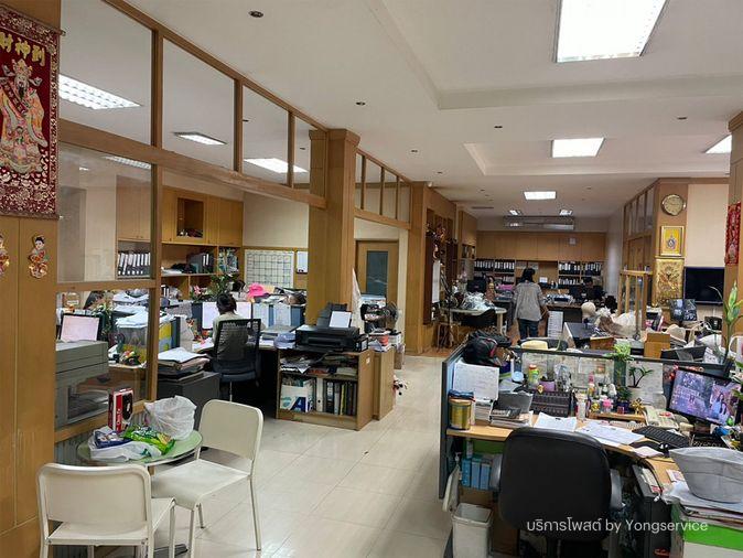รูป Call : 081-621-8899 ให้เช่า โรงงานพร้อมสำนักงาน เพชรเกษม 69 ถนนเลียบคลองภาษีเจริญฝั่งเหนือ บางบอน 3 หนองแขม พื้นที่สีเหลือง มีใบ รง.4 จอดรถได้หลายคัน - รูปที่ 9/13