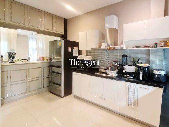 รูป ขายบ้านหรู 3 ชั้น แกรนด์ บางกอก บูเลอวาร์ด รัชดา–รามอินทรา 2 เนื้อที่ 95 ตร.ว. 5 นอน 6 น้ำ เฟอร์นำเข้า ใกล้รถไฟฟ้าสายสีชมพู - รูปที่ 18/92
