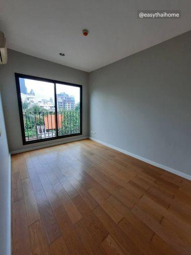 รูป P-106378 — ขายคอนโดห้องเปล่า ชั้น 4 Condolette Dwell Sukhumvit 26 ใกล้ BTS พร้อมพงษ์ 085-592-2897 Line: @easythaihome - รูปที่ 1/3