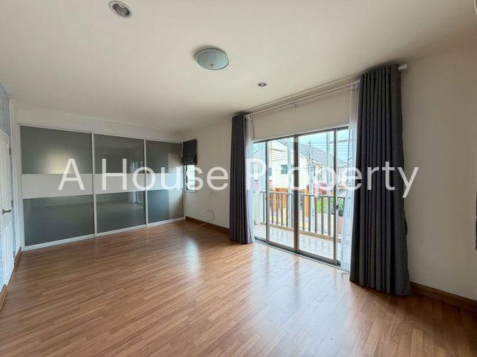 picture For sale: Used detached house, Magnolia Nong Kham, Sriracha, Chonburi. - 9/18