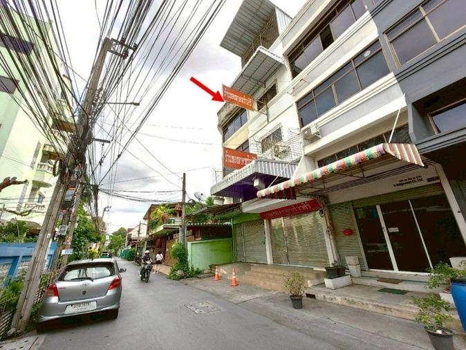 รูป J131 |อาคารพาณิชย์ 3.5 ชั้น + ดาดฟ้า ซอยลาดพร้าว 132 คลองจั่น บางกะปิ กรุงเทพมหานคร  (ราคา⚡ 3,800,000 บาท ⚡) - รูปที่ 2/19
