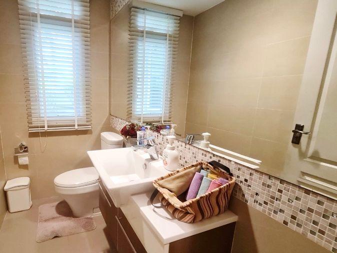 รูป ขายบ้านหรู 3 ชั้น แกรนด์ บางกอก บูเลอวาร์ด รัชดา–รามอินทรา 2 เนื้อที่ 95 ตร.ว. 5 นอน 6 น้ำ เฟอร์นำเข้า ใกล้รถไฟฟ้าสายสีชมพู - รูปที่ 20/92