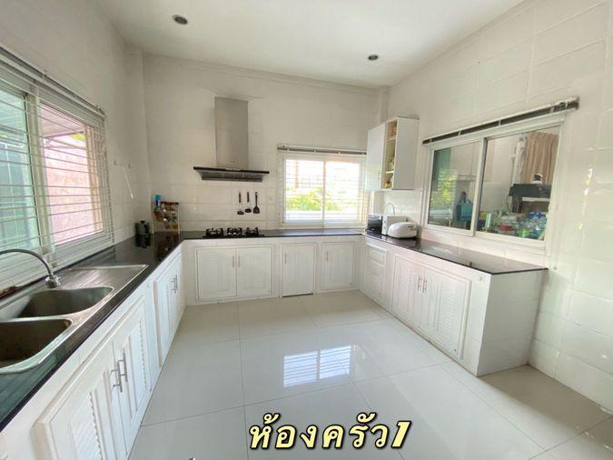 รูป BL131| ขายด่วน! ขายบ้านหรูสไตล์โฮมออฟฟิศ 3 หลัง ทำเลใกล้เมืองเชียงใหม่ อ.สันทราย จ.เชียงใหม่ ( ราคา 13,900,000 บาท ) - รูปที่ 16/39
