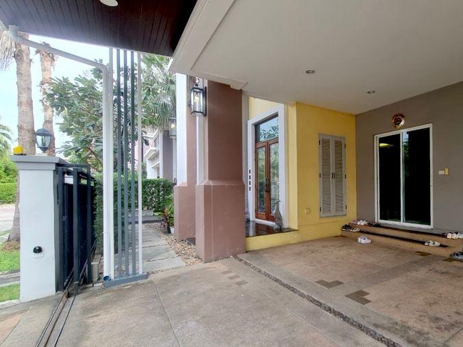 รูป ขายบ้านหรู 3 ชั้น แกรนด์ บางกอก บูเลอวาร์ด รัชดา–รามอินทรา 2 เนื้อที่ 95 ตร.ว. 5 นอน 6 น้ำ เฟอร์นำเข้า ใกล้รถไฟฟ้าสายสีชมพู - รูปที่ 59/92