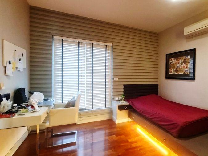 รูป ขายบ้านหรู 3 ชั้น แกรนด์ บางกอก บูเลอวาร์ด รัชดา–รามอินทรา 2 เนื้อที่ 95 ตร.ว. 5 นอน 6 น้ำ เฟอร์นำเข้า ใกล้รถไฟฟ้าสายสีชมพู - รูปที่ 51/92