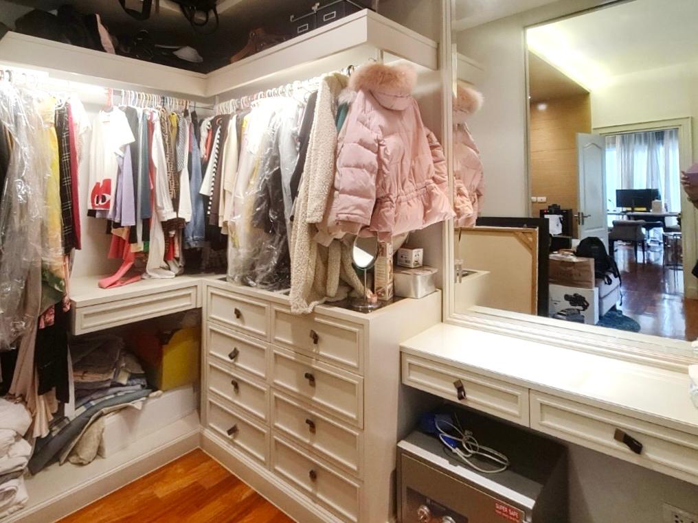 รูป ขายบ้านหรู 3 ชั้น แกรนด์ บางกอก บูเลอวาร์ด รัชดา–รามอินทรา 2 เนื้อที่ 95 ตร.ว. 5 นอน 6 น้ำ เฟอร์นำเข้า ใกล้รถไฟฟ้าสายสีชมพู - รูปที่ 41/92